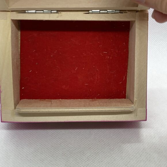 Krakow Poland Tourist Wooden Dragon Figurine Pink Trinket Box Hinged  4'' x  3'' - Picture 9 of 10